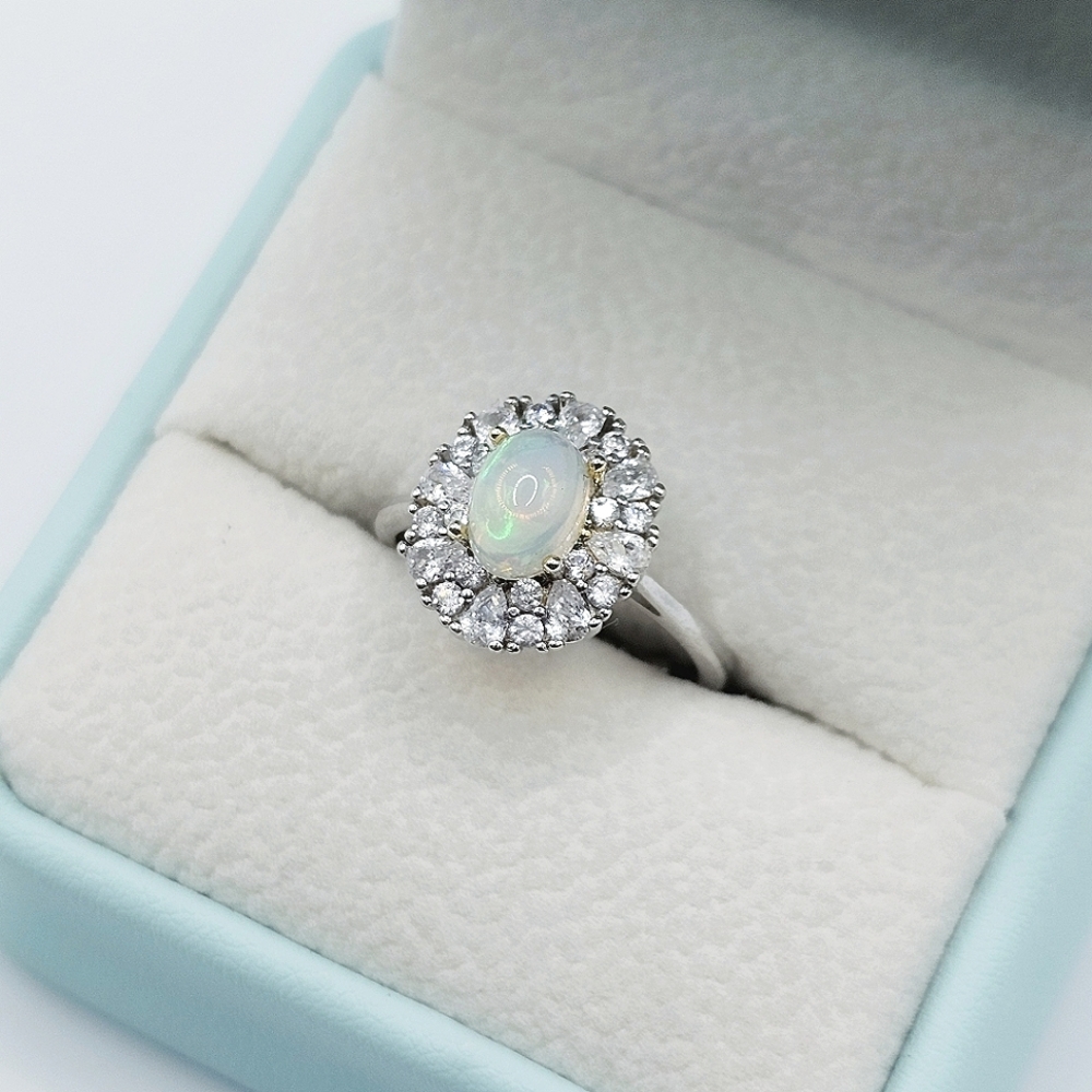 Opal Ring - Picture 3 of 5